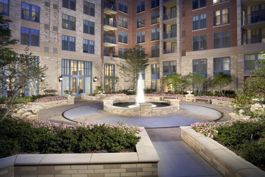 Fantastic 2 Bedroom Condo At Pentagon City With Pool&Gym Arlington Exterior photo